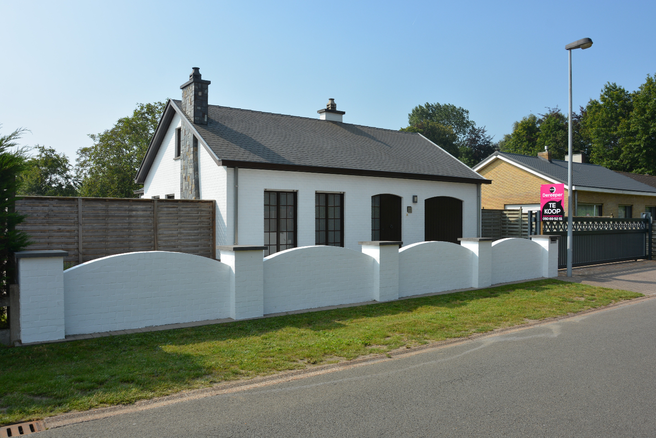 Prachtige villa in bungalowstijl op uitstekende locatie 