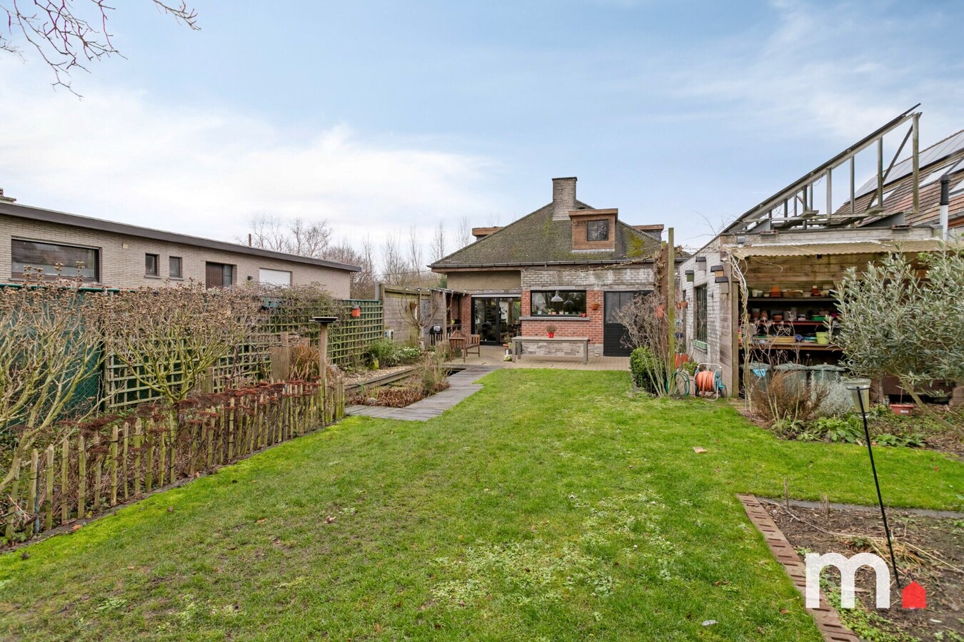 Rustig gelegen karaktervolle villa te Heule! 