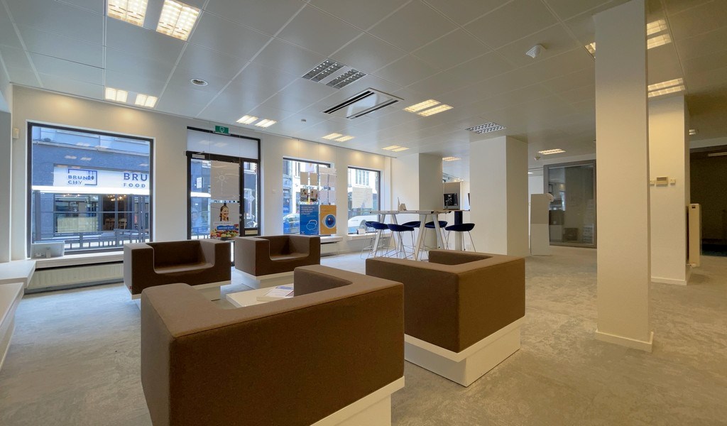 Commercieel gelijklvoers te huur vlakbij stadsring Mechelen