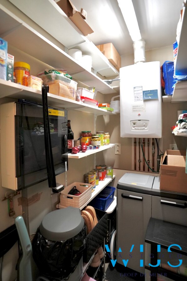 Charmant instapklaar tweeslaapkamer appartement in centrum Ertvelde! 