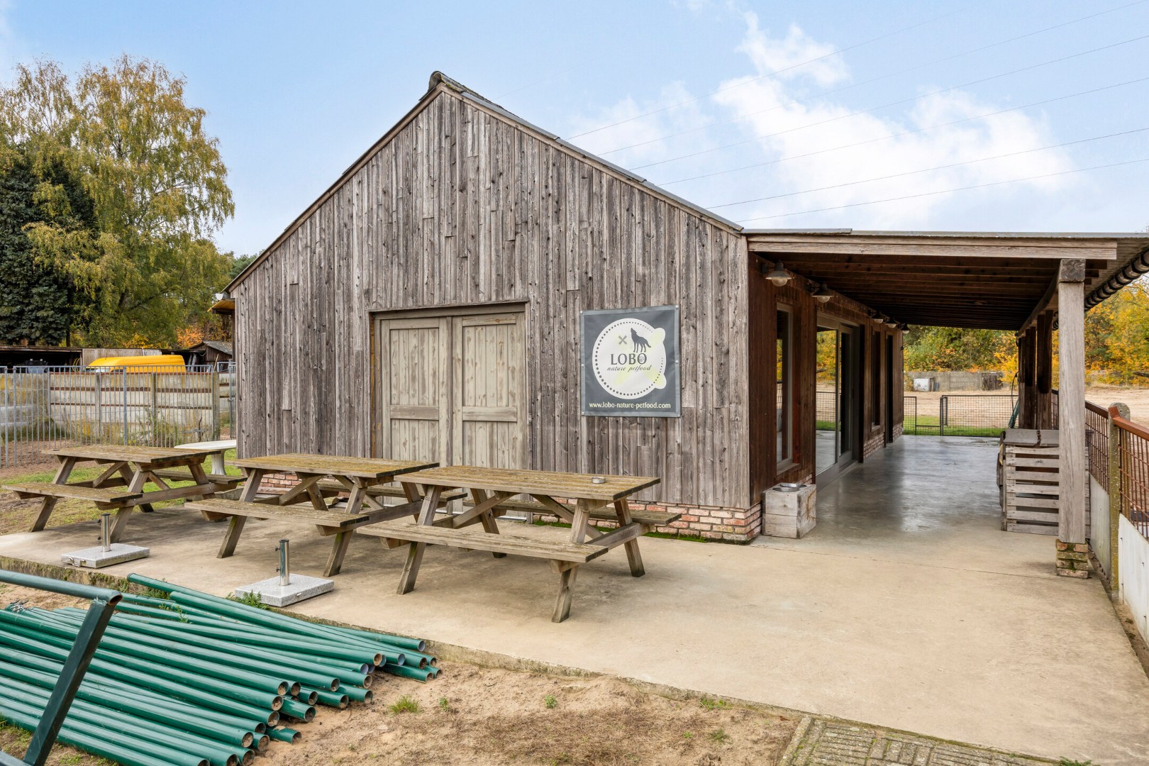 Ruime instapklare woning met 4 slpk. op perceel van 61a 2ca in Mol 