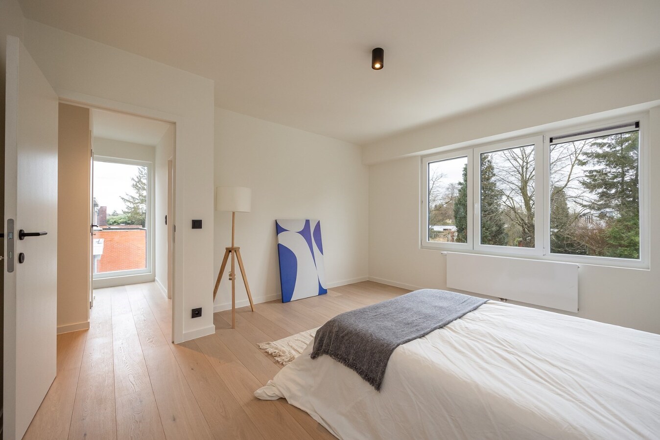 Volledig gerenoveerde HOB op een toplocatie te Kapellen! 