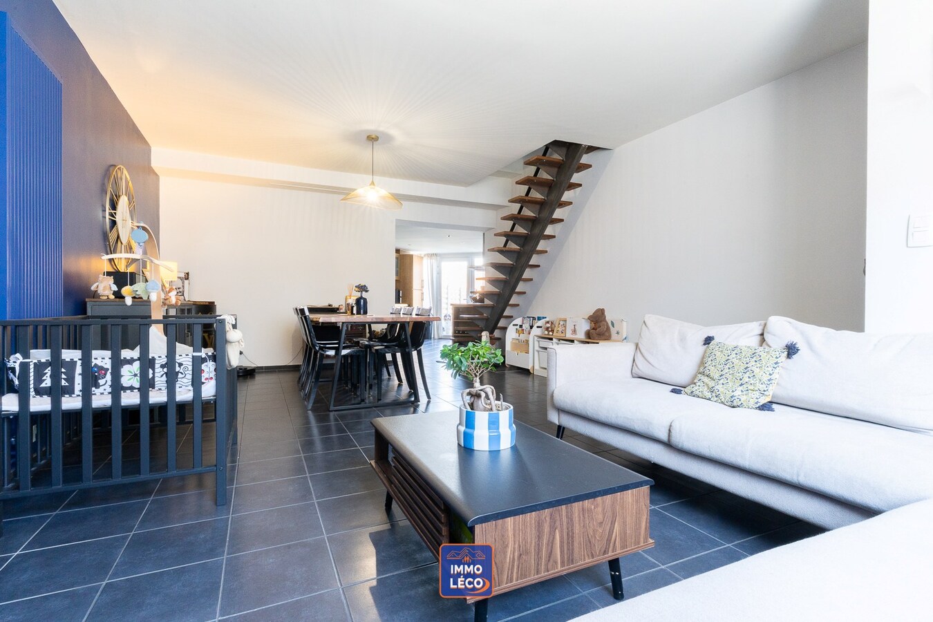 Maison rénovée avec jardin, idéalement située, COUP DE COEUR !! 