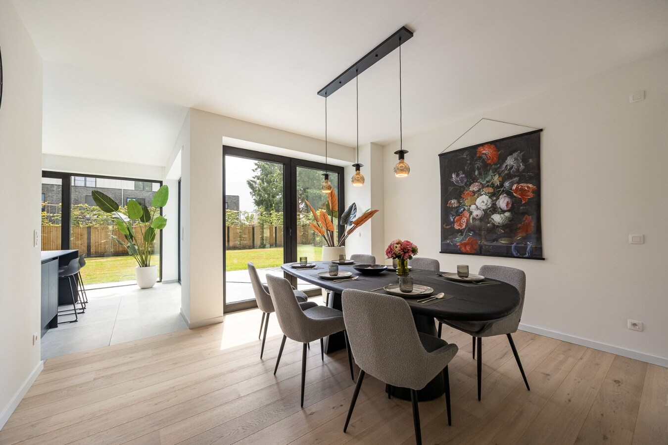 Energievriendelijke (A+) E-peil -5 nieuwbouwvilla in centrum Schilde met Zuid-tuin. 