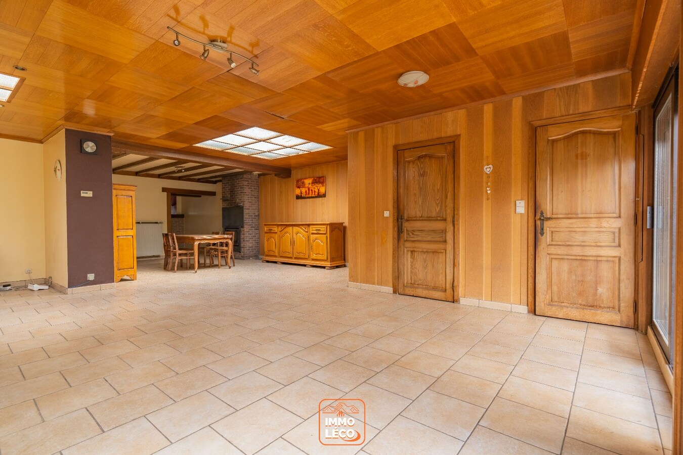 Double maison sur 949m² avec garage ! 