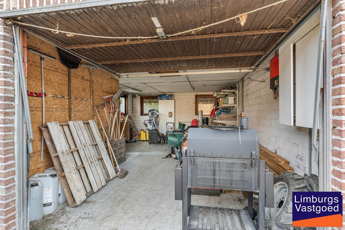 Mooie gezinswoning, 3 slpk, op een zuidwest gericht perceel van 7a87ca 
