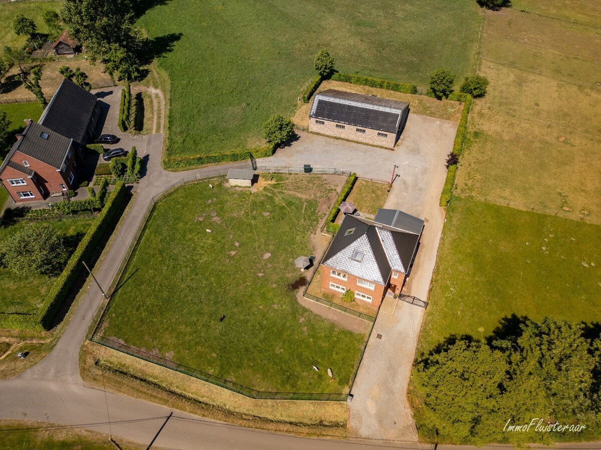 Gerenoveerde gezinswoning met ruime loods en weilanden op ca. 1,43 ha te Pelt 