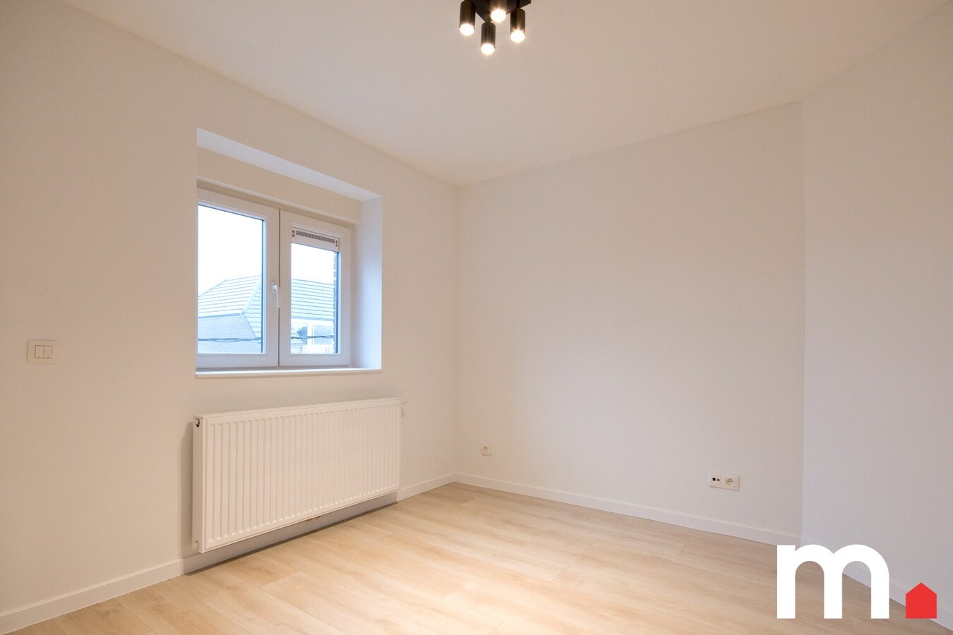 Instapklare woning te Lendelede met 4 slaapkamers en 2 badkamers nabij het centrum TOPPER! 