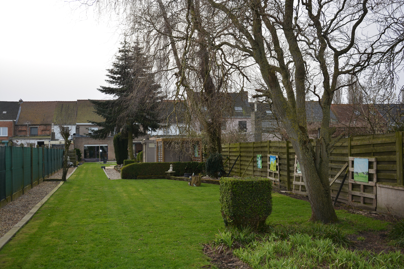 Ruime woning met handelsruimte in centrum 