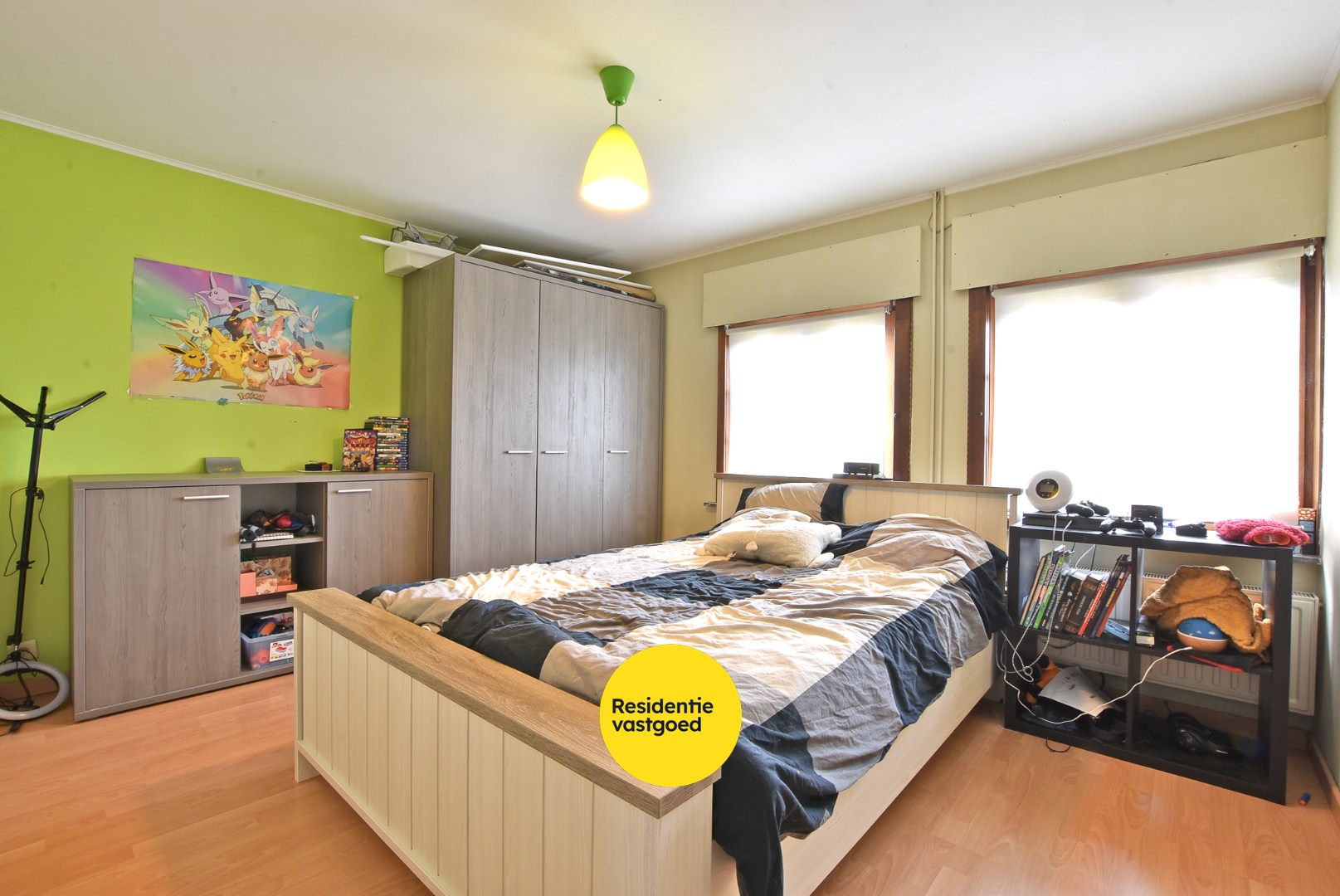Instapklare alleenstaande woning met 4/5 slaapkamer op 2.084m² te Diksmuide! 