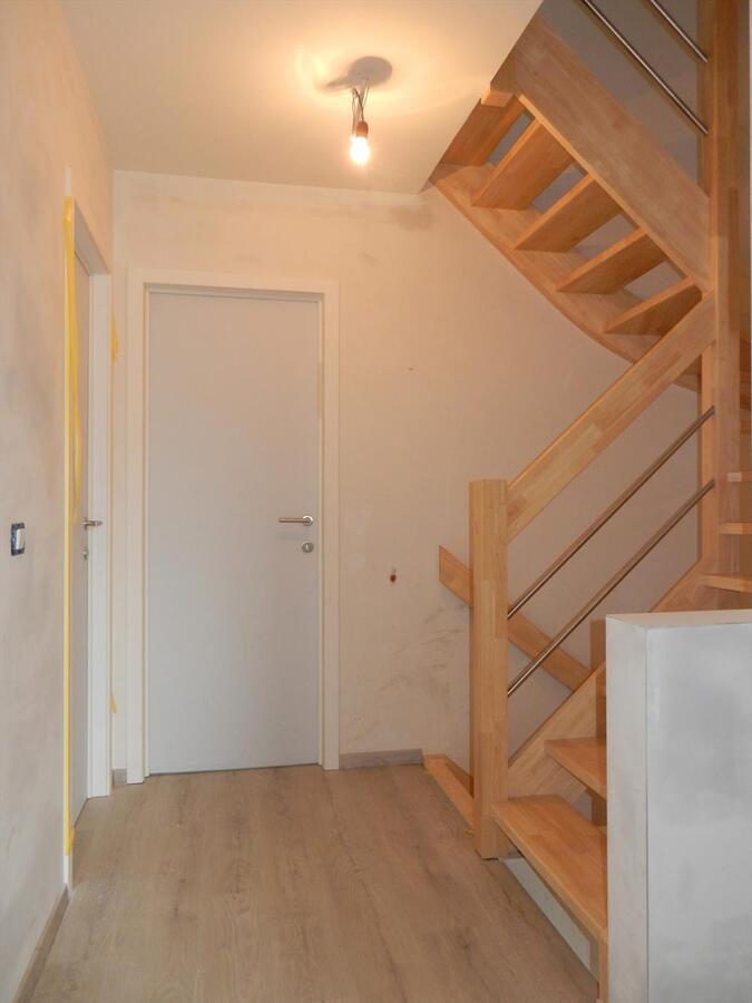 Mooie nieuwbouwwoning met 4 slaapkamers en garage 