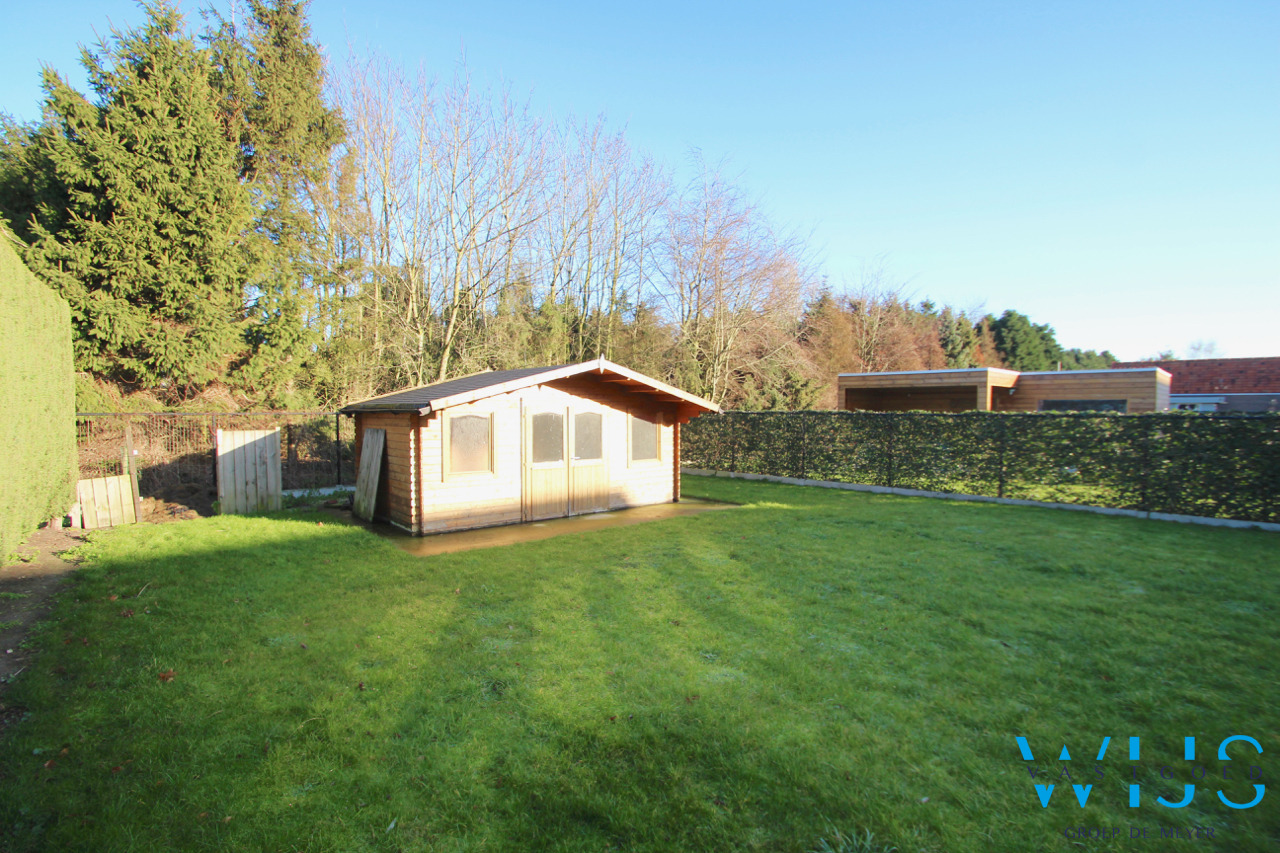 Landelijk gelegen tijdloos woonhuis te Ertvelde ! 