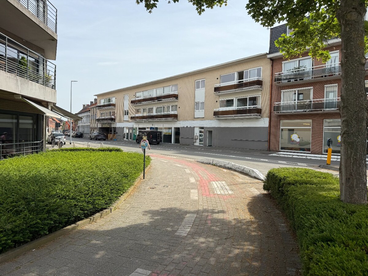 Fantastisch superruim leefappartement in hartje van Gullegem ! *** NONO INSPIRED *** 