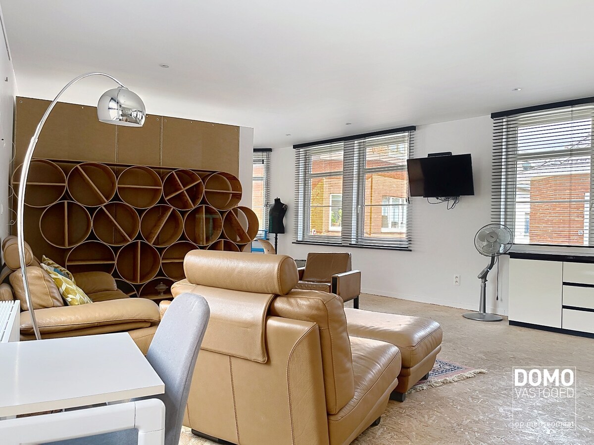 Ruim 1-slaapkamerappartement in Hasselt met loftstijl en Energielabel E, bewoonbare oppervlakte 105.00 en EPC-waarde 430.00 