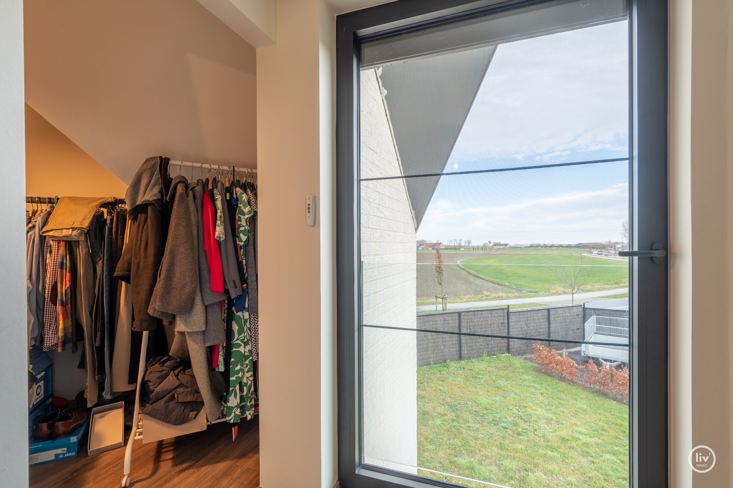 Centrale gelegen villa gelegen op een boogscheut van Knokke Centrum met ruim perceel (ideaal in combinatie met een commerciële activiteit) 