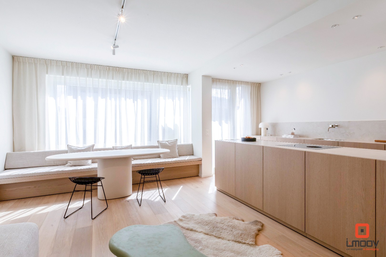 Luxueus tweeslaapkamer appartement met twee terrassen in hartje Oostende 