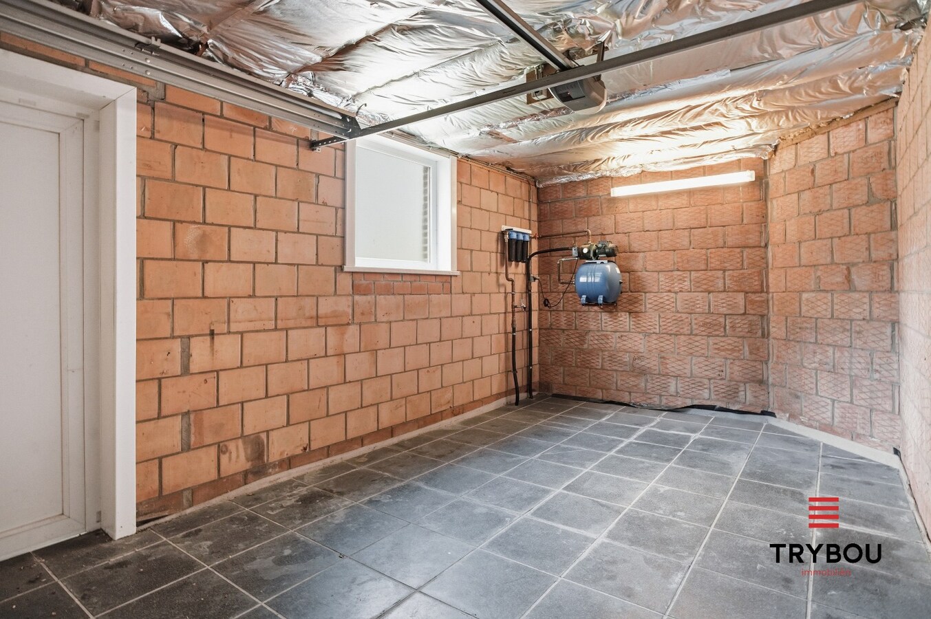 Halfopen bebouwing met 4 slaapkamers in Poelkapelle! 