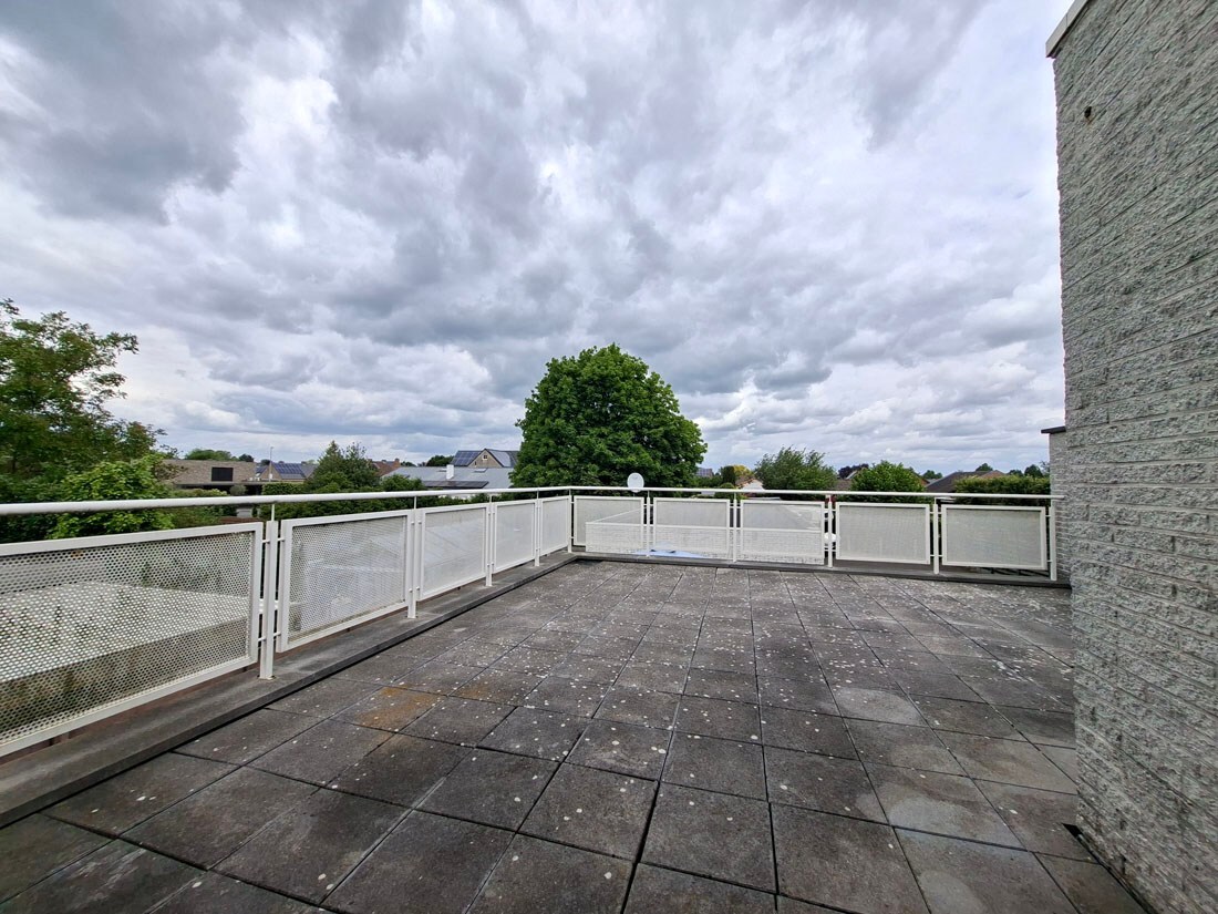 Goed gelegen duplex appartement te Lommel 