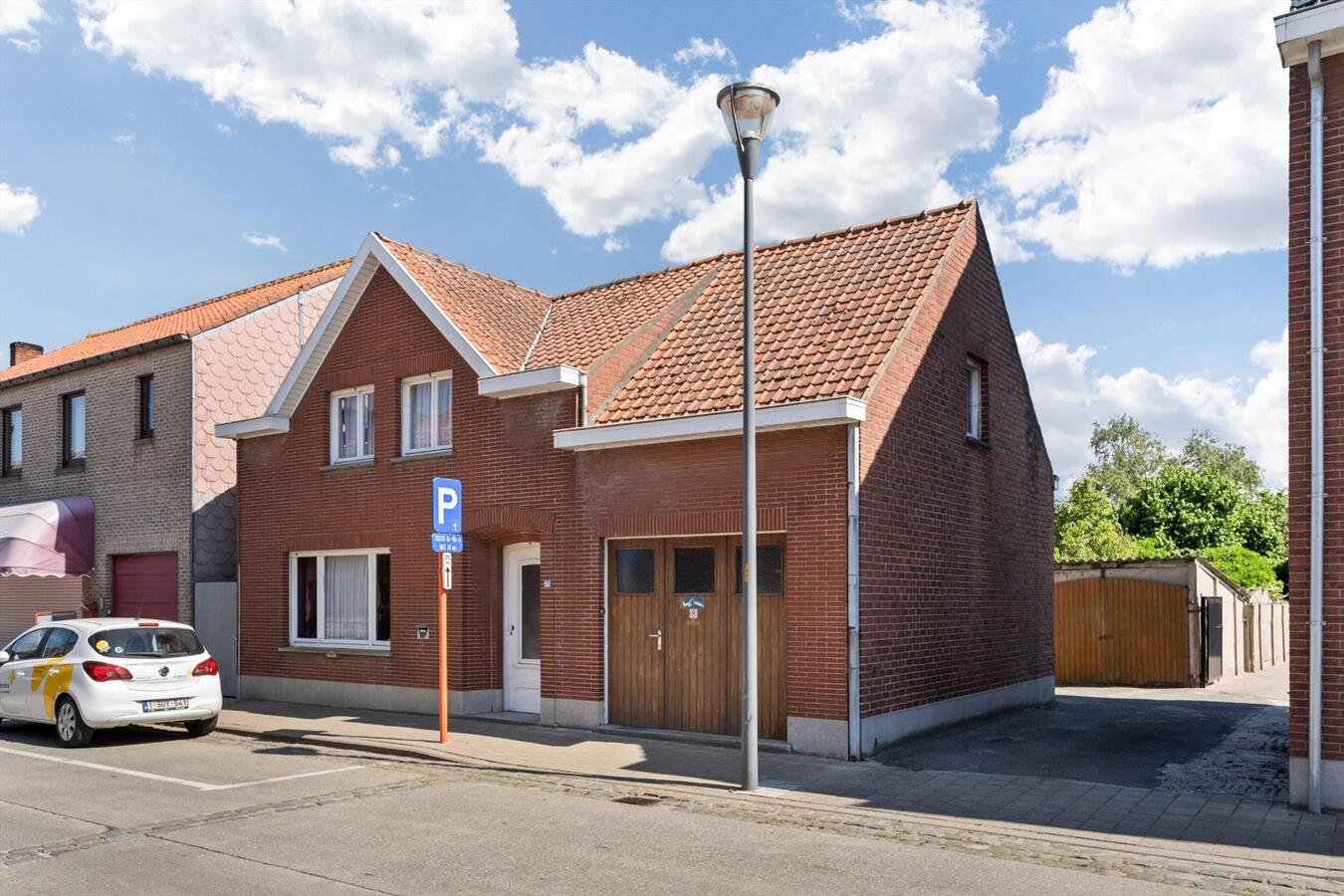 Verrassend ruime woning met zonnige tuin en garage 