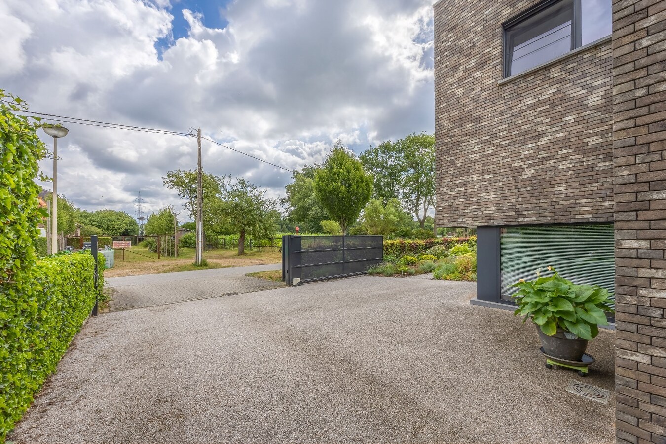 Prachtige, energiezuinige woning met 3 slaapkamers op rustige locatie te Zoersel 