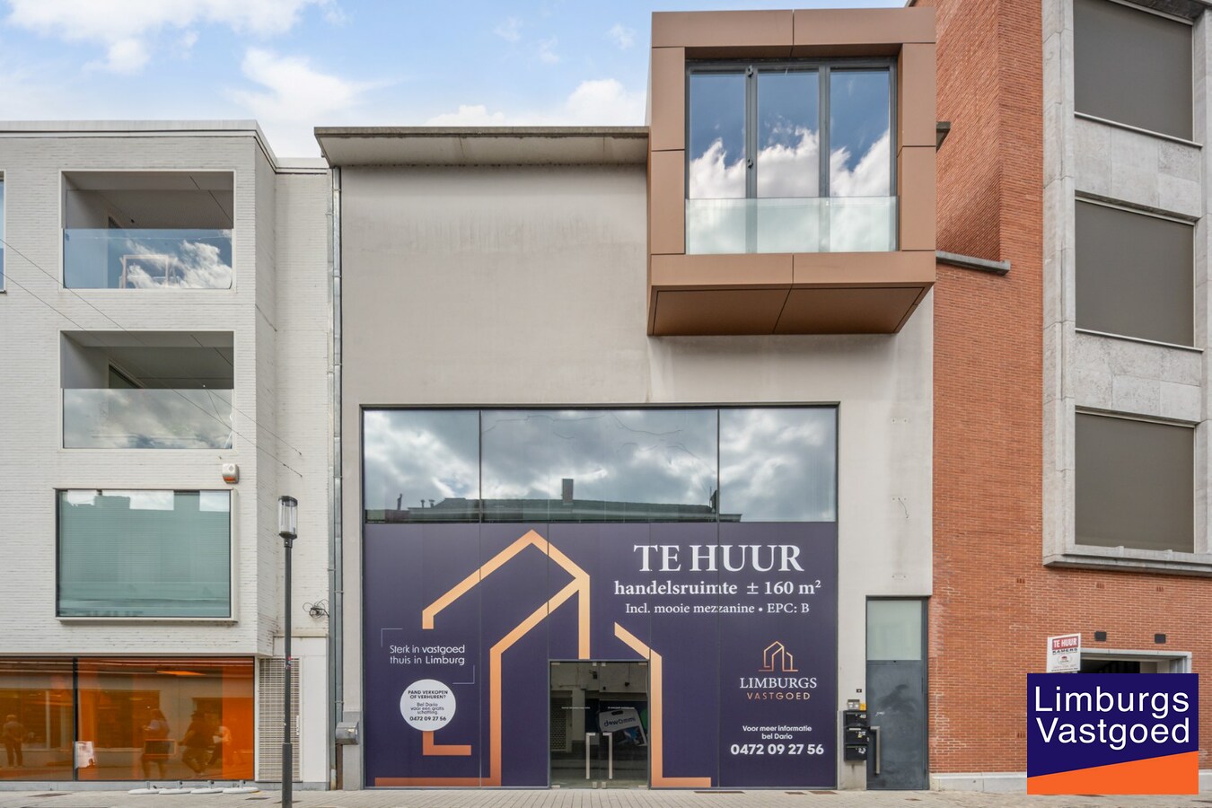Handelspand, 150m², met 1-slaapkamerappartement op topligging in het centrum 