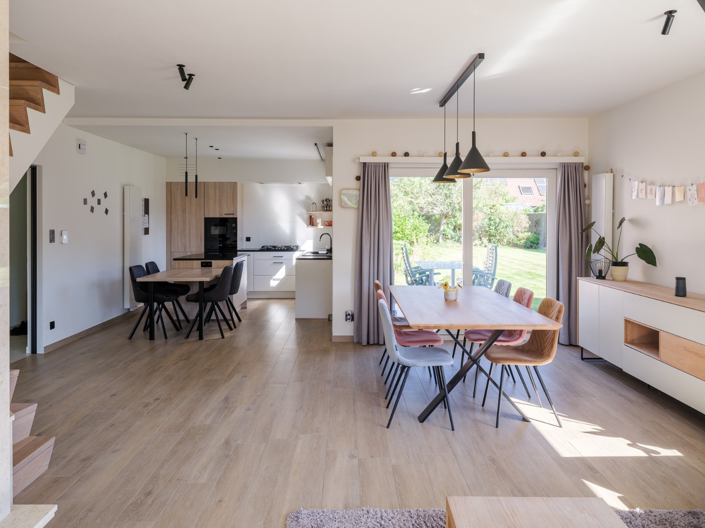 Open bebouwing met 5 slp. en tuin te Drongen 