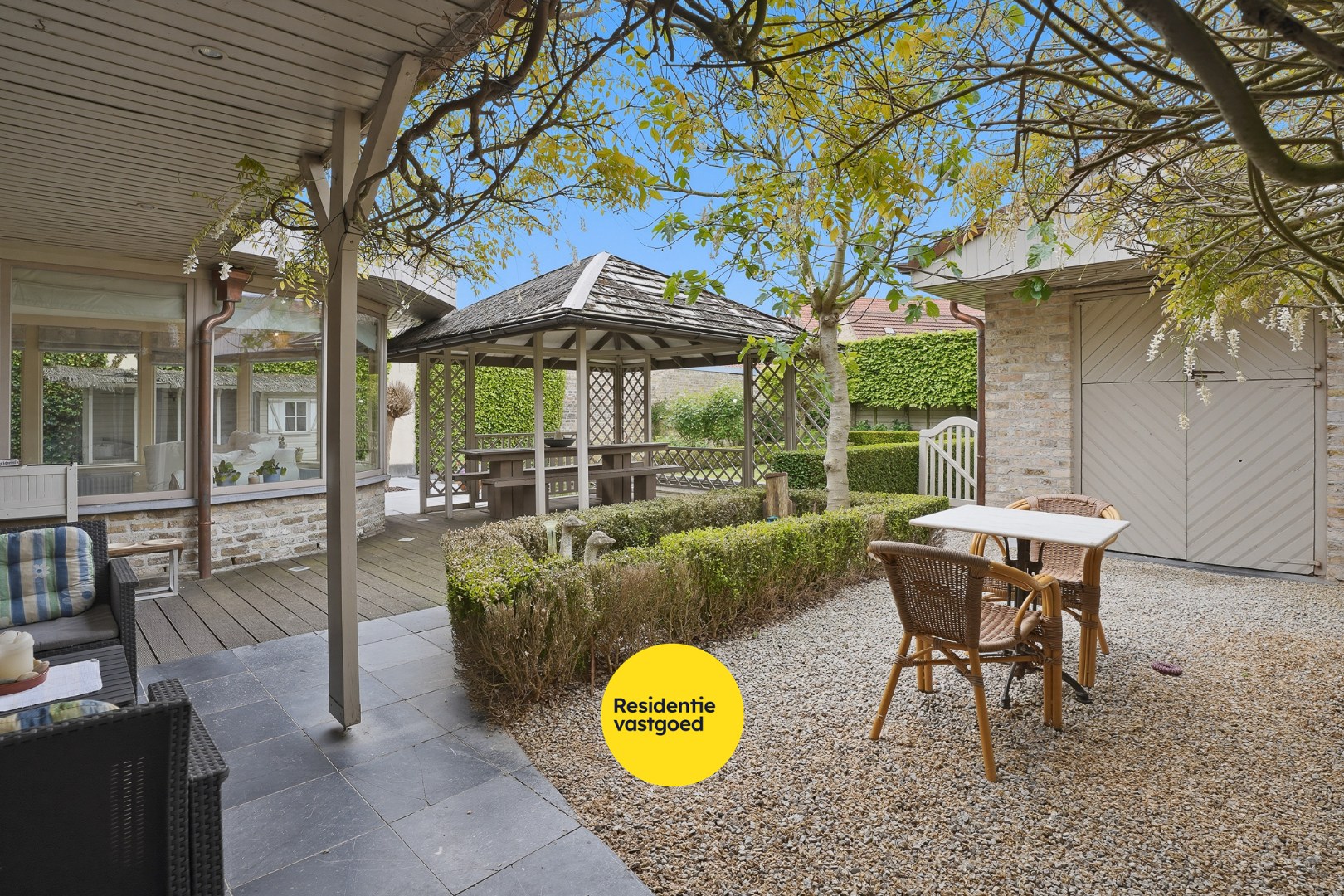 Unieke woning met polyvalente ruimte en zonnige tuin. 