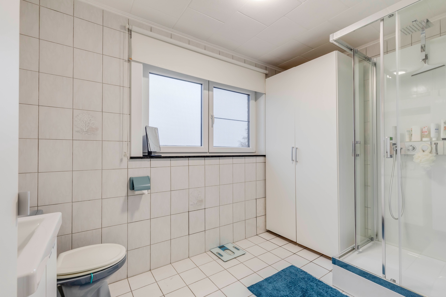 Instapklare woning (bel-étage) met 3 slpks ,centrum Burst 