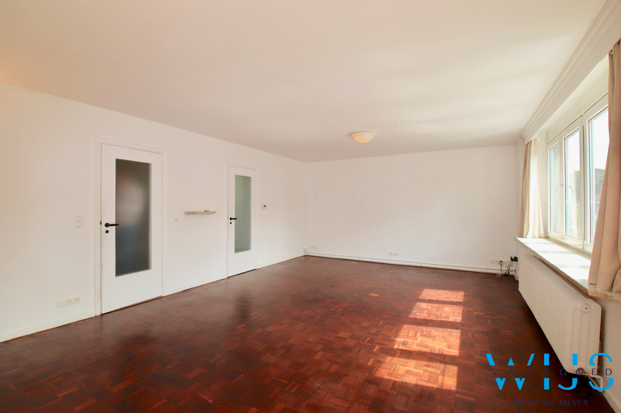 Instapklaar &amp; volwaardig appartement in Sint - Amandsberg 