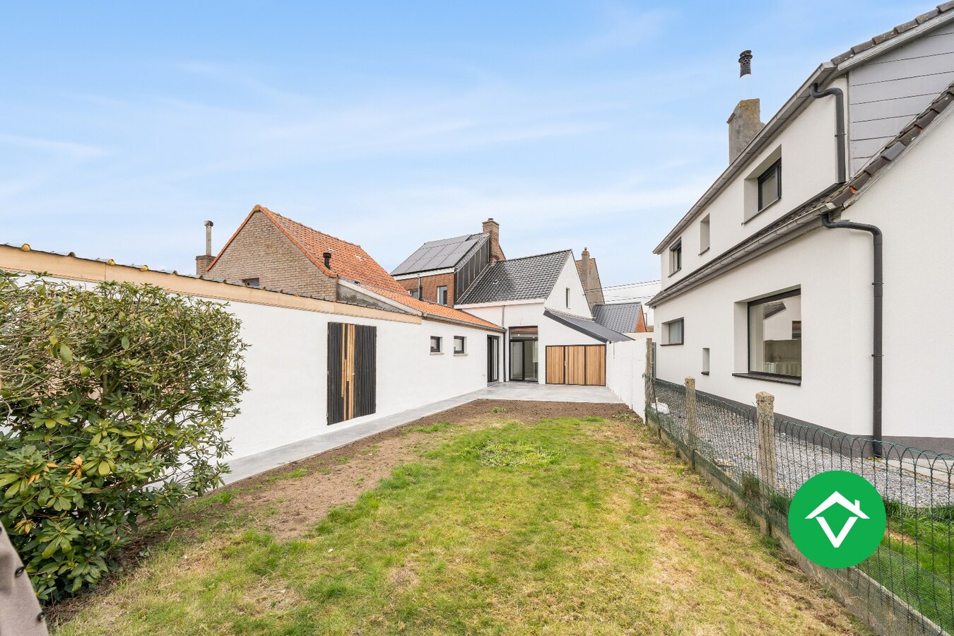 Volledig gerenoveerde woning (EPB B) met garage op topligging te Eernegem 