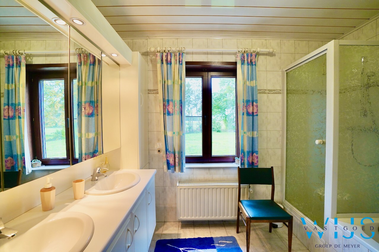 Tijdloze woning op 4.299 m² te Ertvelde 