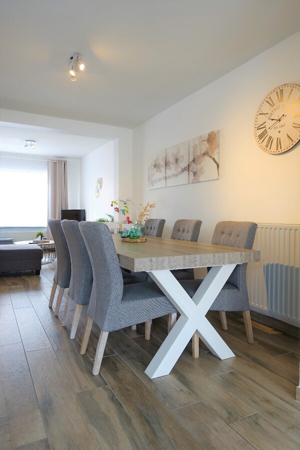 Instapklare gerenoveerde woning met tuin! 