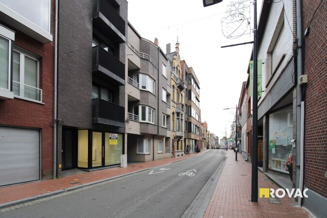 Verhuurd Winkelruimte te Izegem