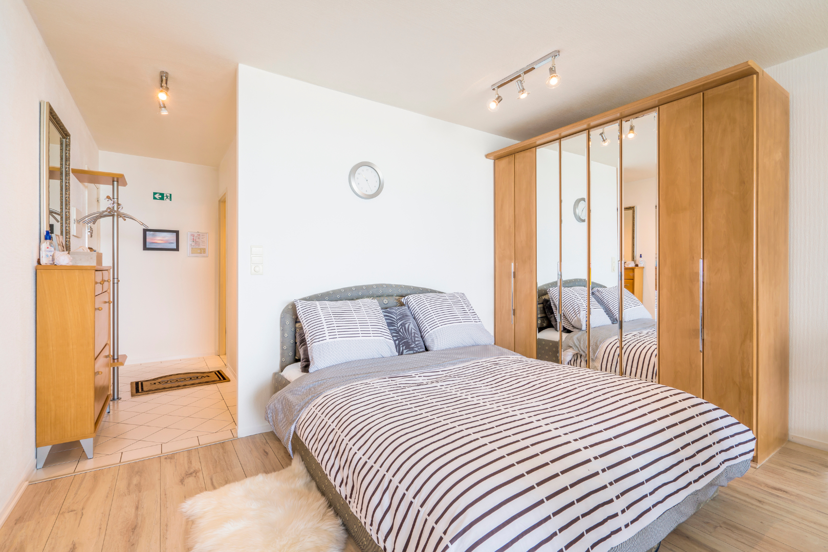 LUXUEUZE VAKANTIESTUDIO MET ZEEZICHT EN TERRAS (VAKANTIEVERHUUR) 