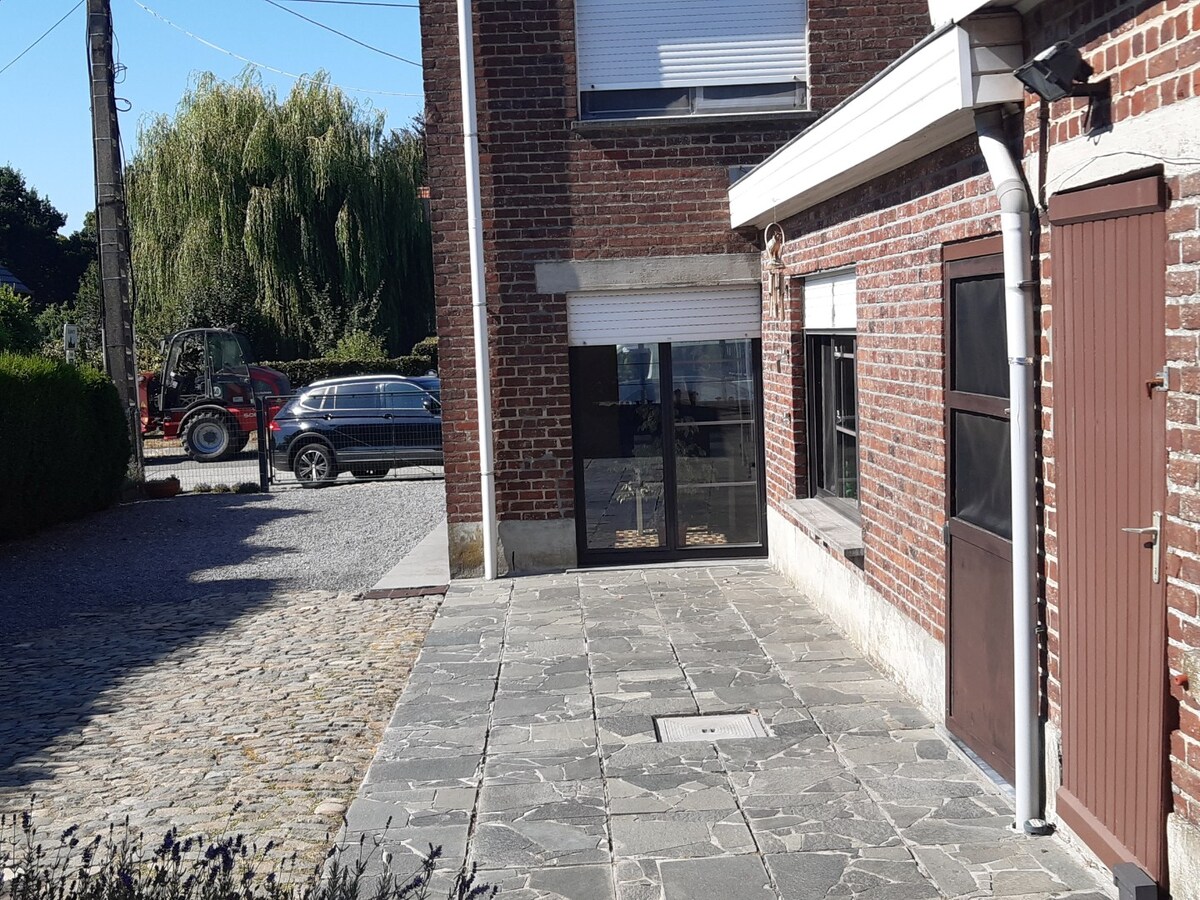 Degelijke Half Open Bebouwing. 