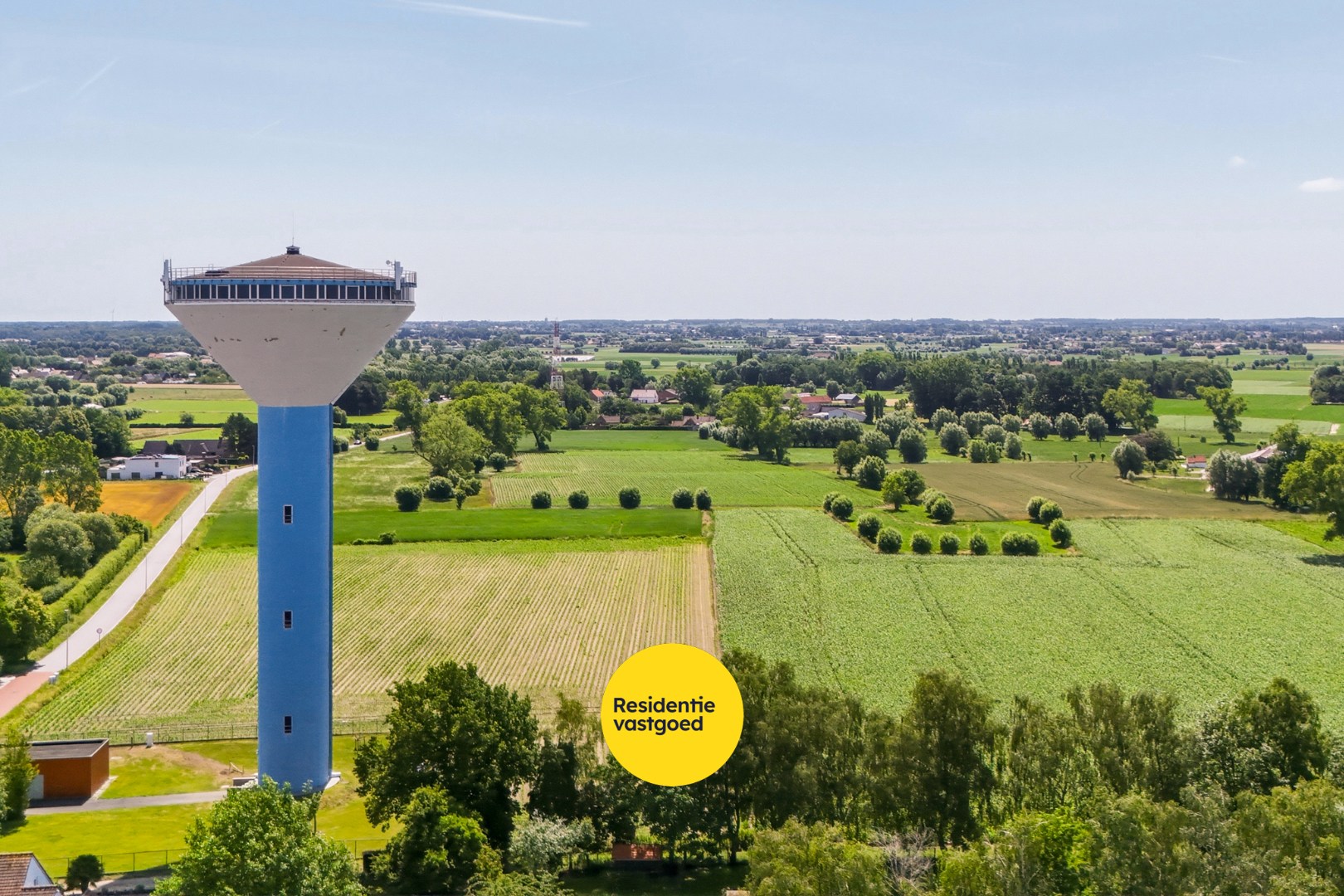 Te renoveren open bebouwing met 3 slaapkamers en ruime tuin in Roksem 