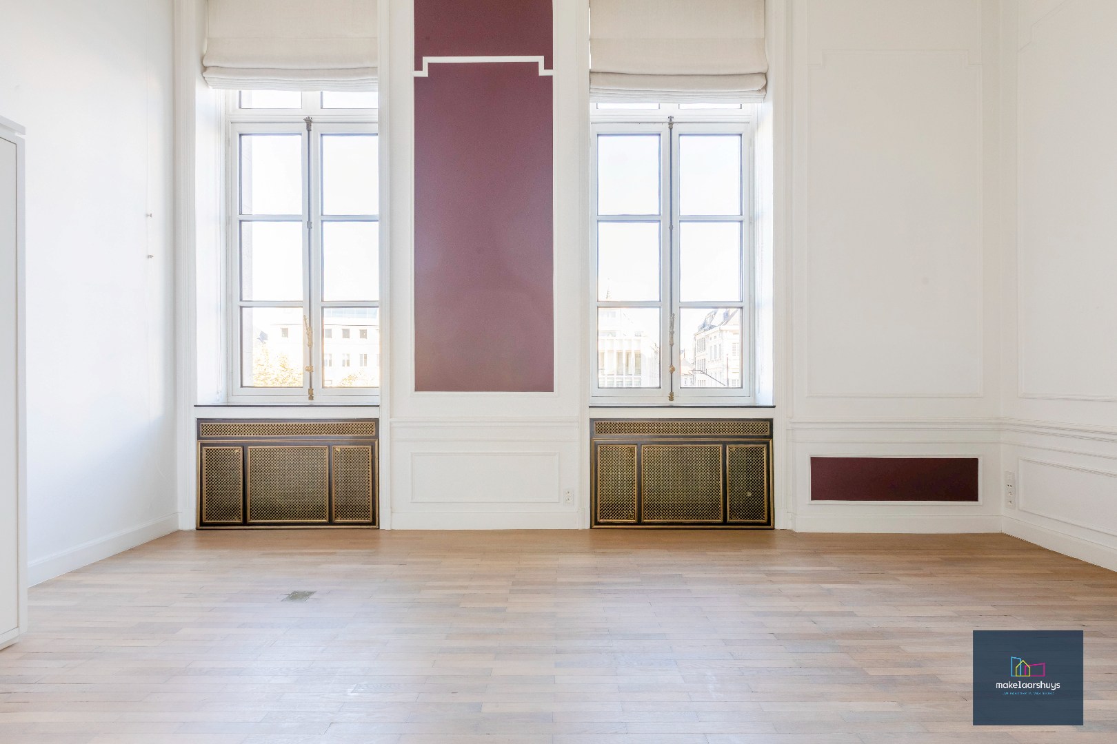 Luxueus duplex appartement   te Kouterhof met 2 slaapkamers , terras en  garageplaats 