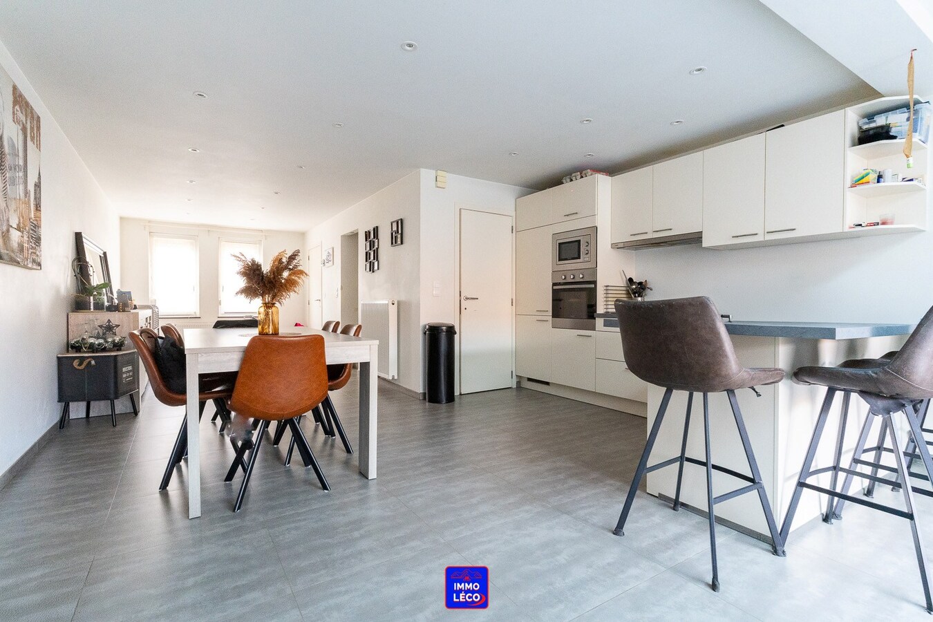 Maison rénovée avec jardin et garage, beaux volumes ! 