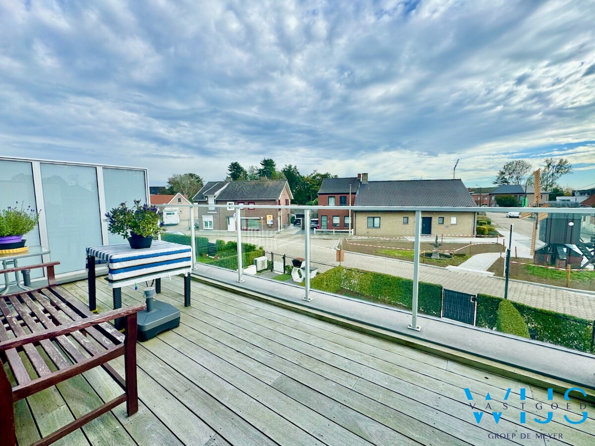 Instapklaar &amp; energiezuinig appartement te centrum Ertvelde ! 