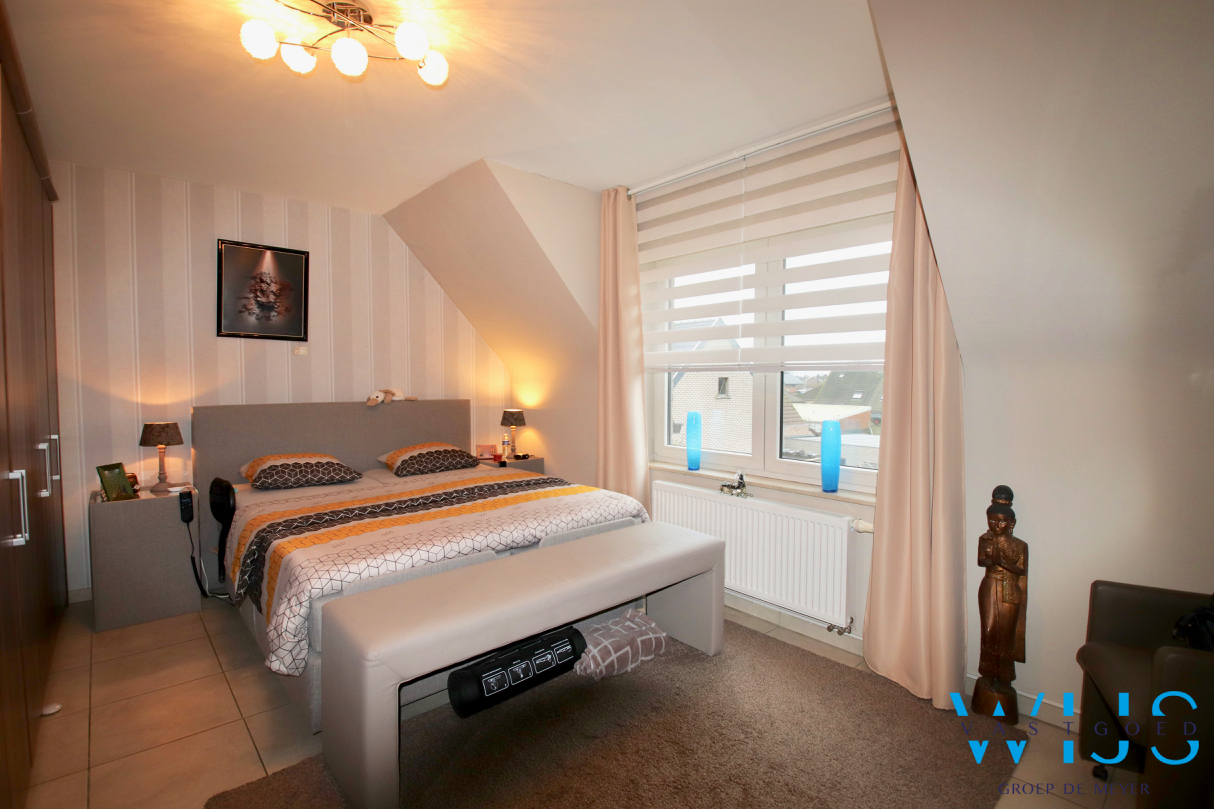 Instapklaar 3 slaapkamer appartement met terras te ERTVELDE ! 