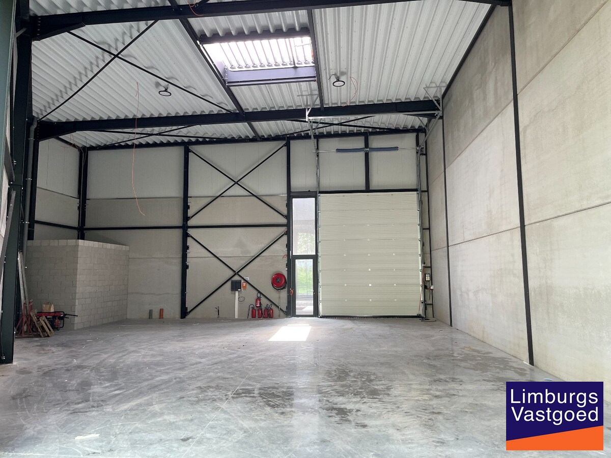 UNIT 7G - Moderne bedrijfshal van  200m² TE HUUR 
