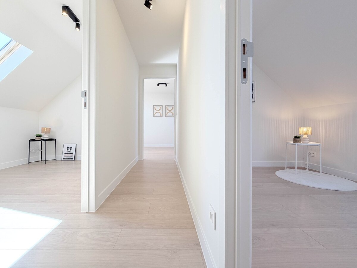 Prachtige ruime woning met grote zonnige tuin !    **** NONO INSPIRED **** 