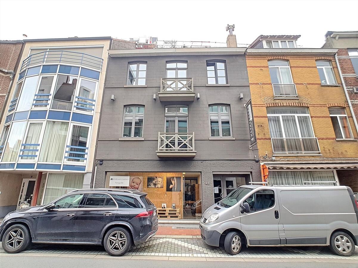 Zeer knappe woning met handelsgelijklvoers en ruime opslagplaatsen/multifunctionele ruimtes - Knokke 