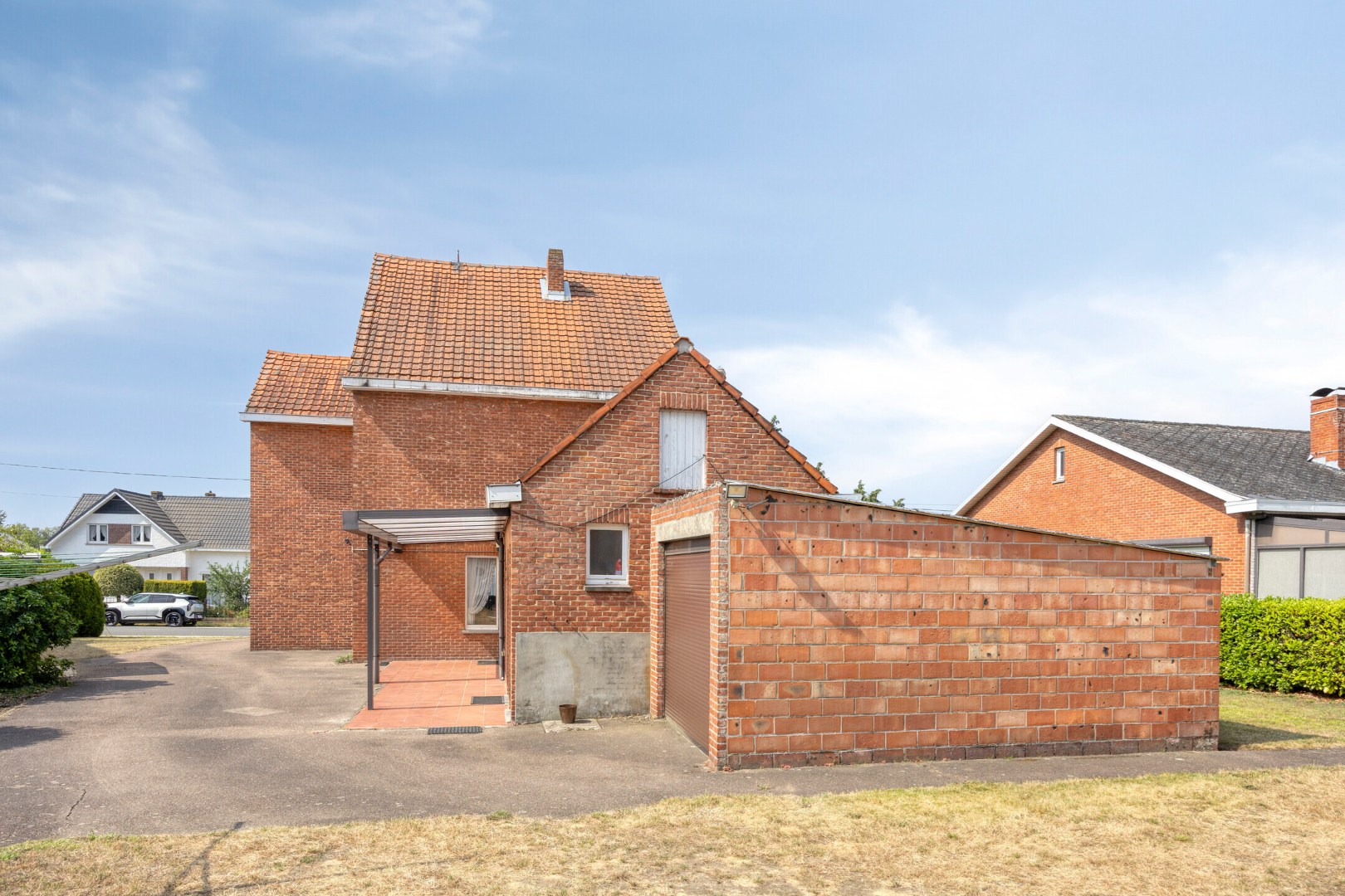 Te renoveren gezinswoning met 3 slpk. in Heppen 