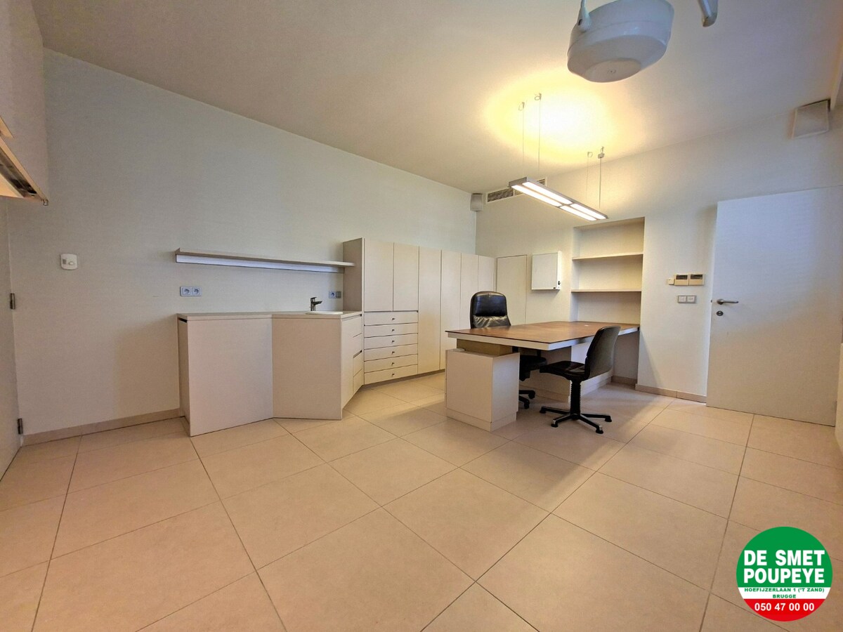Praktijk en/of kantoorruimte 