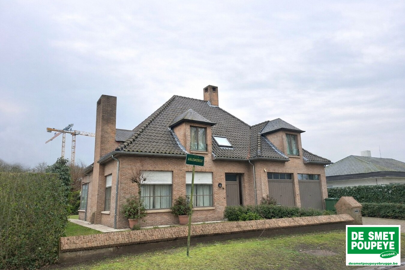 Residentieel gelegen villa 