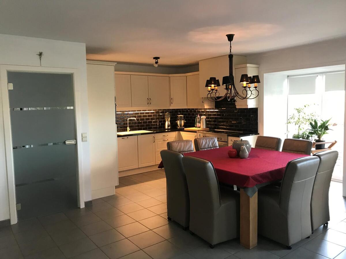 Centraal gelegen appartement met 2 slaapkamers 