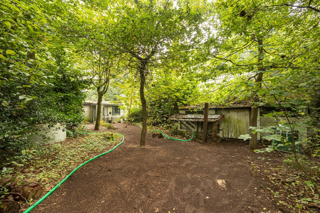 Karaktervolle villa op een perceel van  1.779 m² te Schilde op wandelafstand van het centrum 