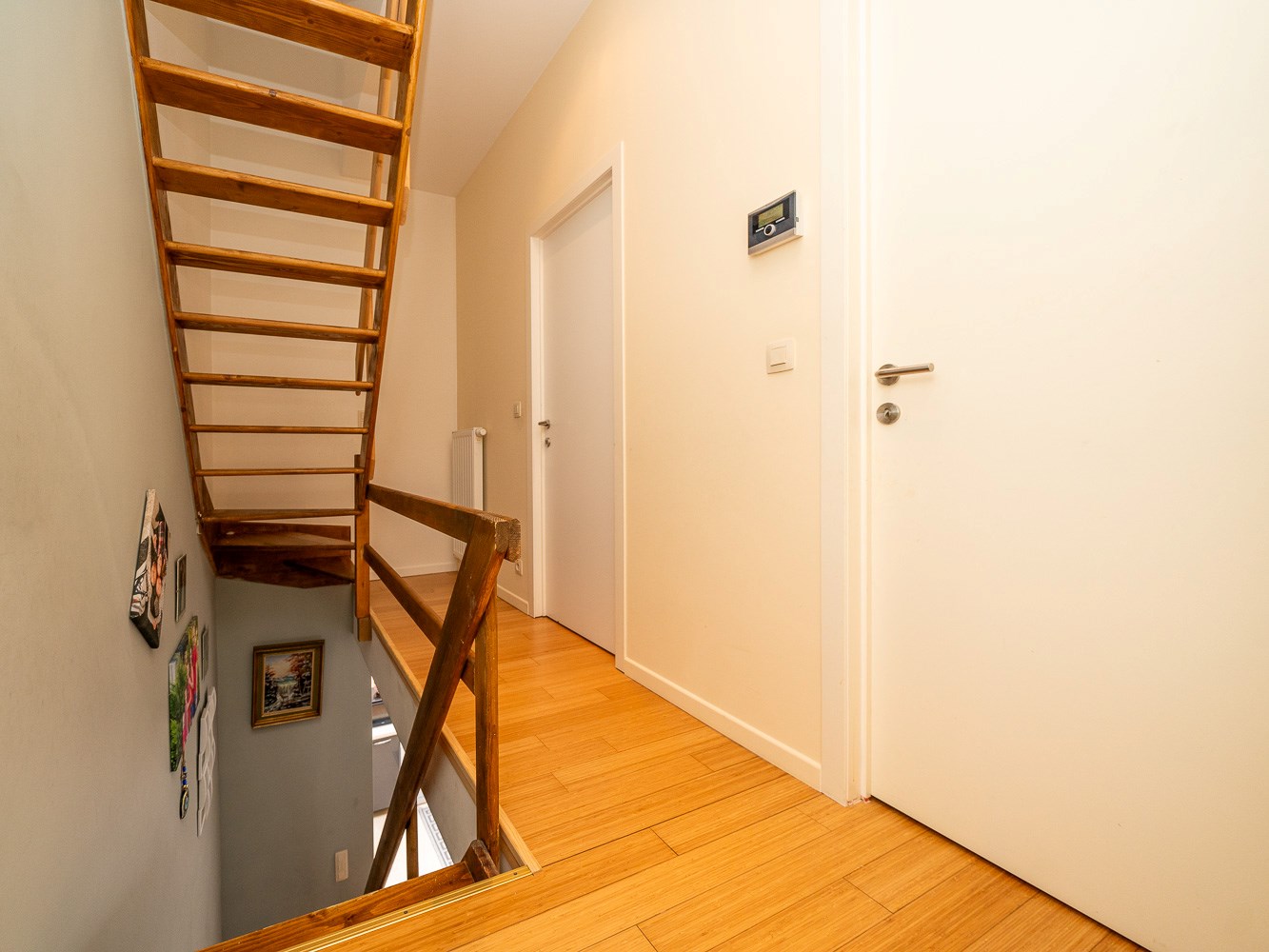 Volledig gerenoveerde 3-kamer woning met tuin 