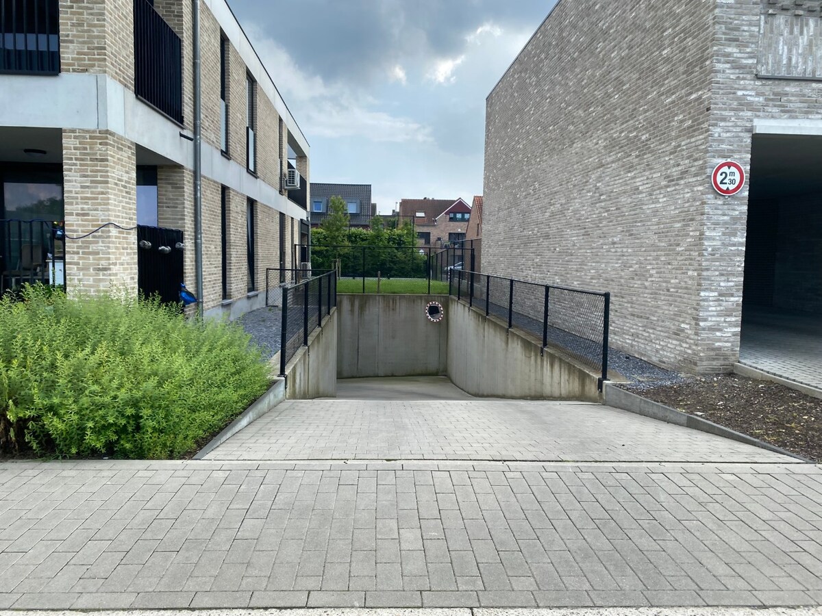 Garage-parkeerplaats in Residentie "Poort tot Heilderveld" 